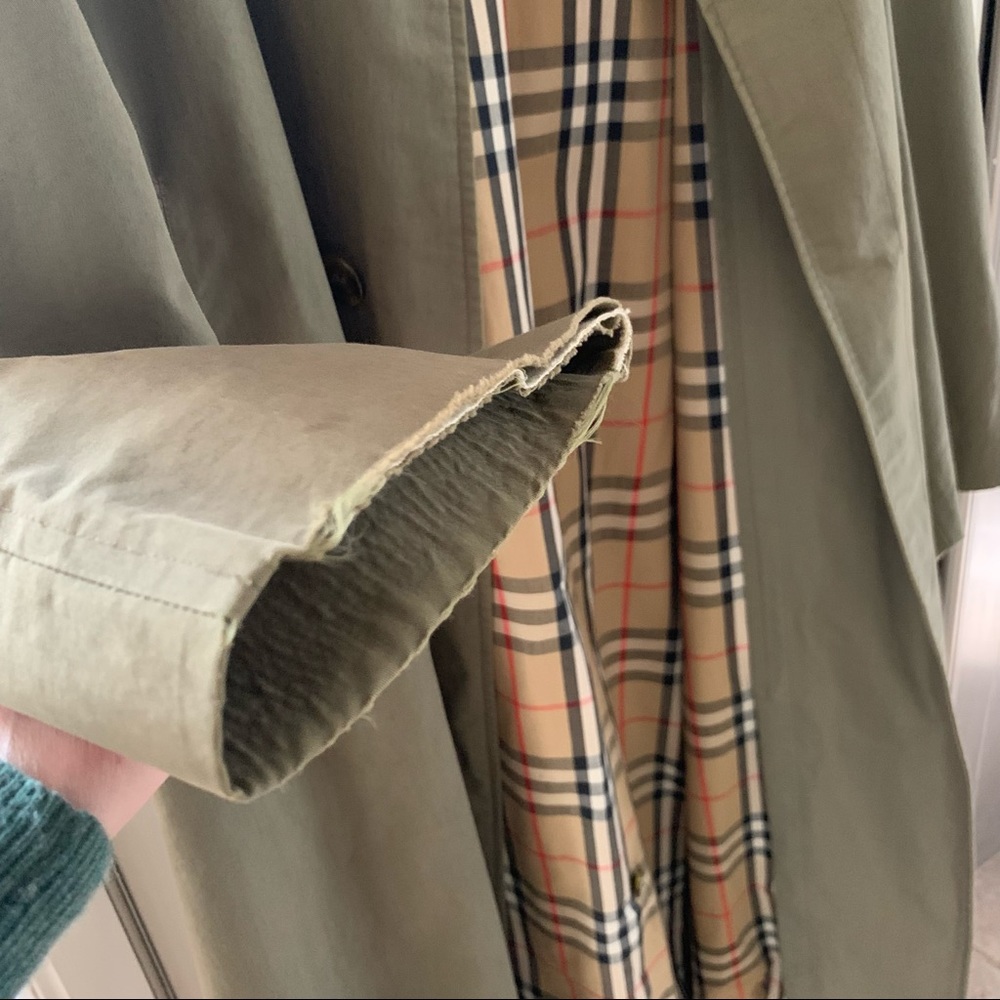 Vintage Burberry Trench Coat - Picture 10 of 17